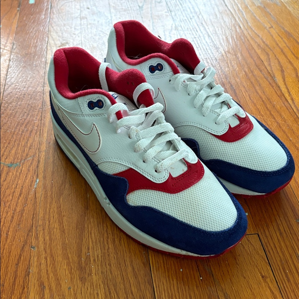 Nike Men’s Sneakers in Red, White, and Blue
